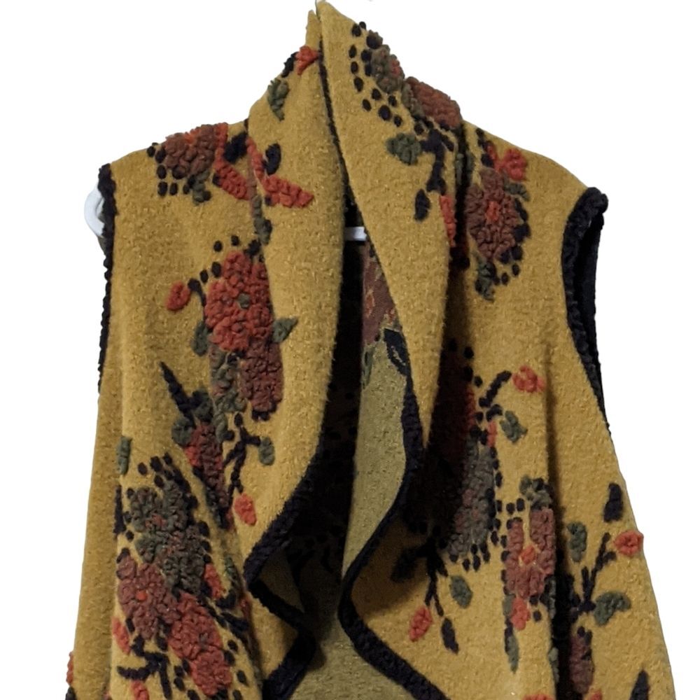 wool blend embroidered floral print sleeveless waterfall open front sweater vest - Picture 3 of 7
